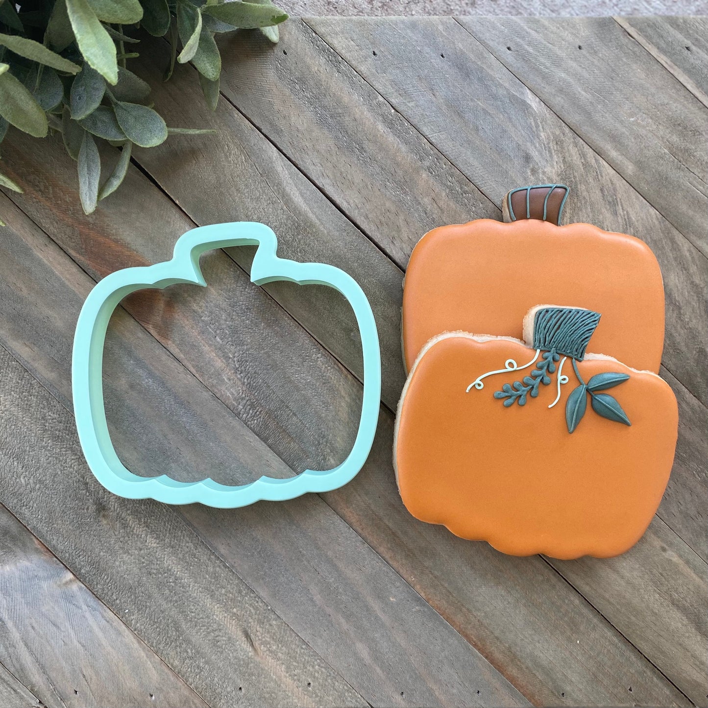 Jack-o-lantern Pumpkin Cookie Cutter - Perfect For Autumn, Fall, Halloween, and Thanksgiving - Cutter for Dough, Clay, and More (#CCK369)