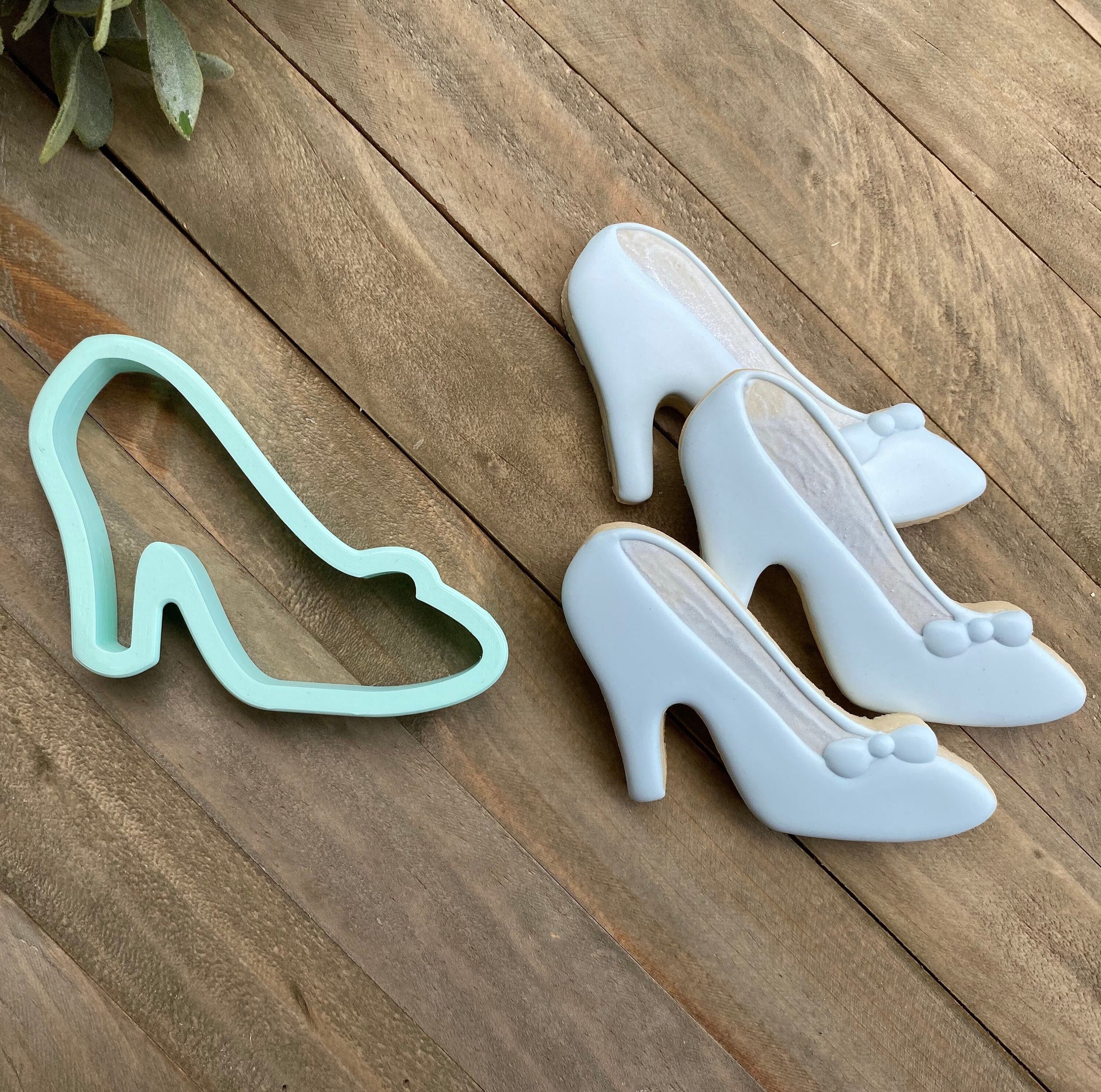 Princess Slipper Heel Cookie Cutter - Size Up Recommended - Perfect Fairytale, Fashion Sets - Cutter for Dough, Fondant, and More (CCK338)