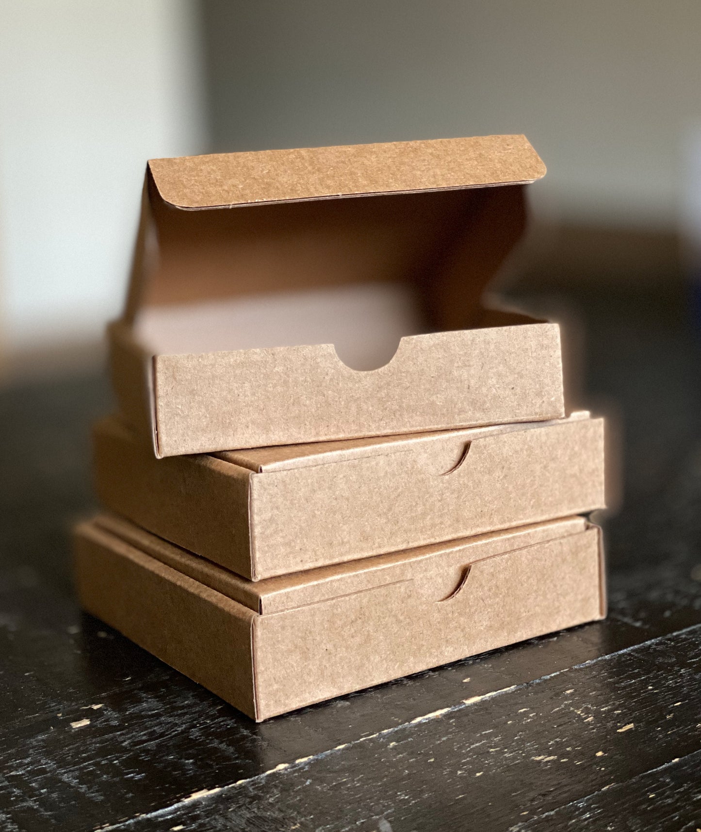 Single Premium Brown Kraft Mini 4.5” Pizza Box Sample - 4 1/2” x 4 1/2” x 1” Folding Cardboard Boxes - Custom Printing Available