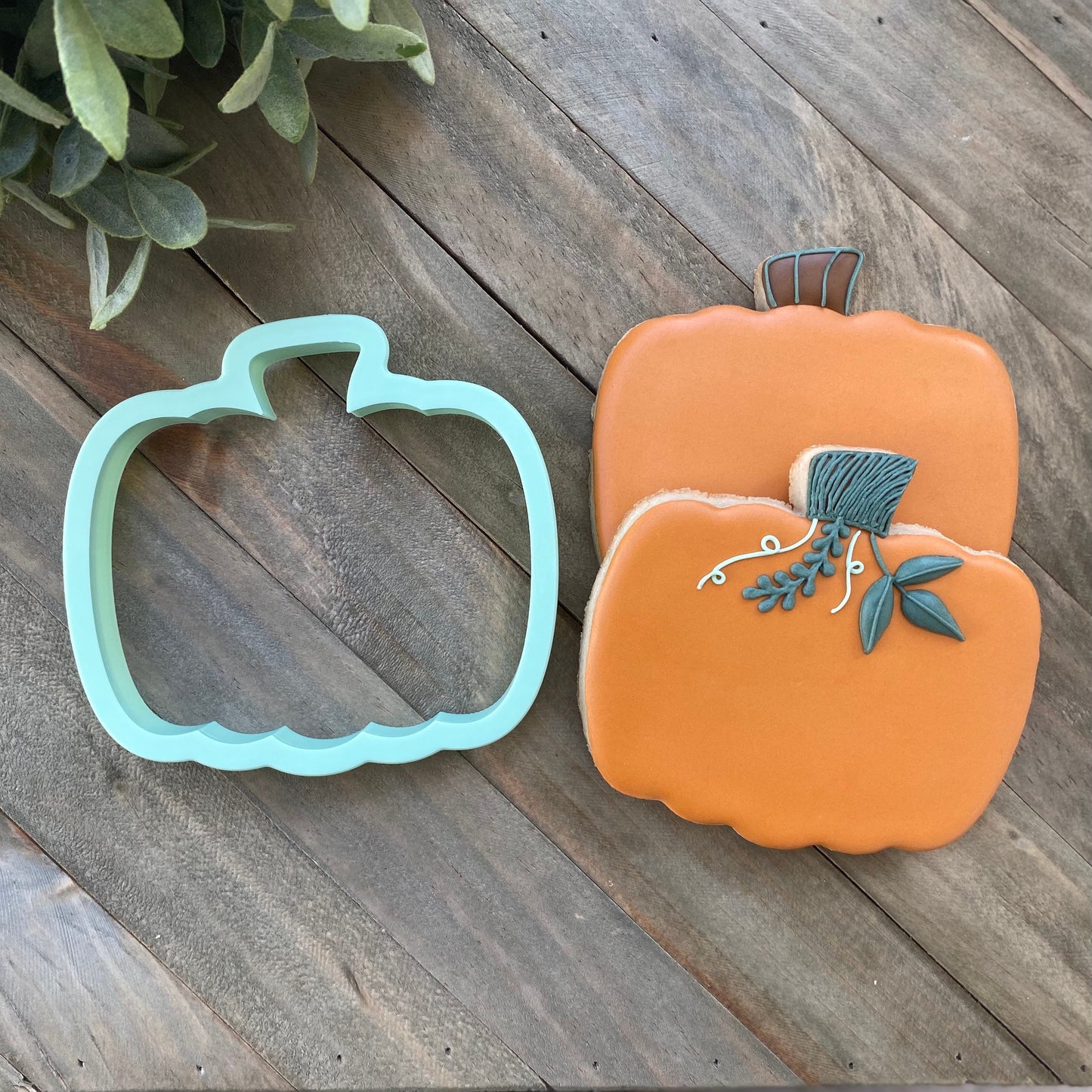 Jack-o-lantern Pumpkin Cookie Cutter - Perfect For Autumn, Fall, Halloween, and Thanksgiving - Cutter for Dough, Clay, and More (#CCK369)