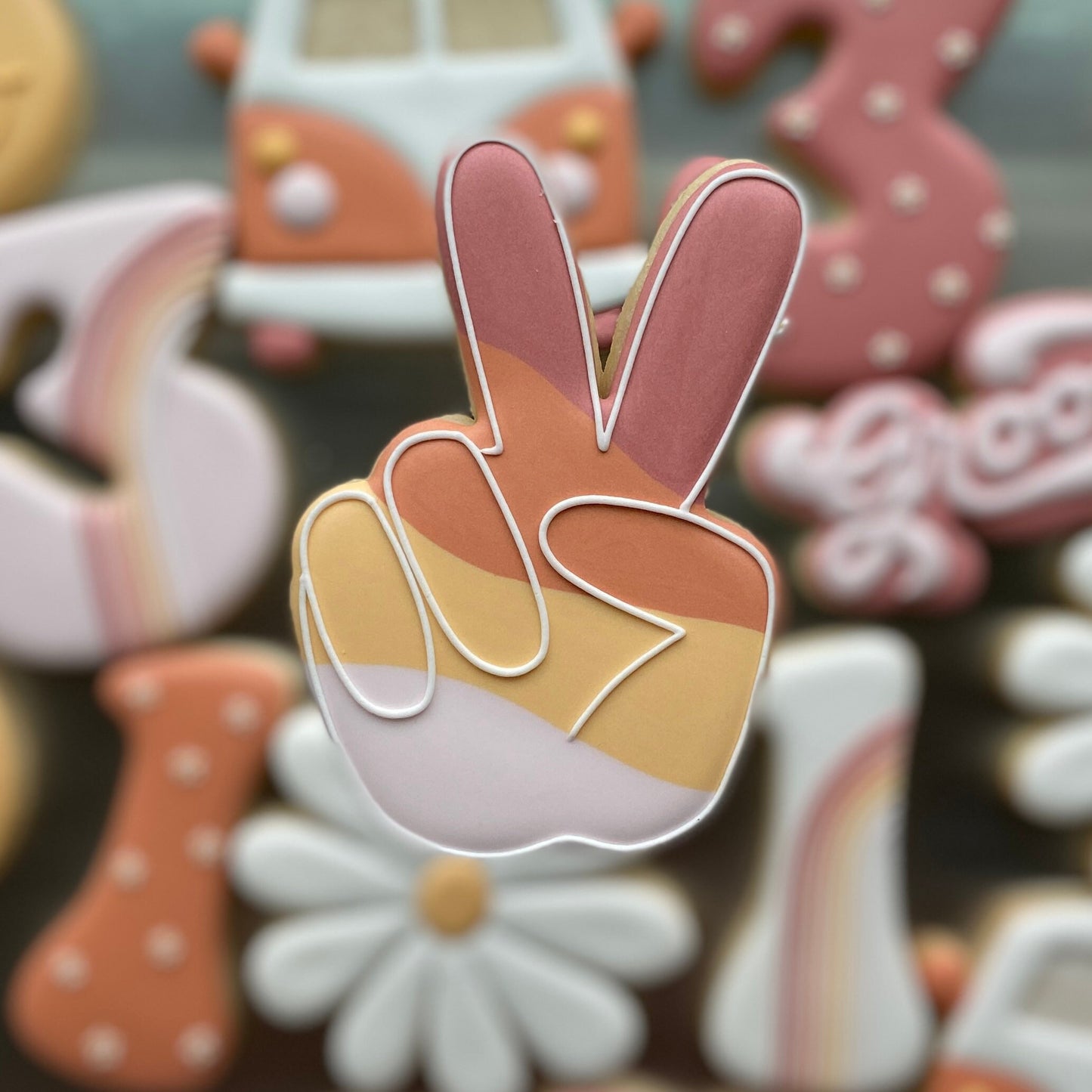 Peace Hand Sign Cookie Cutter - Sign Language, Two Fingers - Cutter for Dough, Fondant, Clay and More (#CCK327)